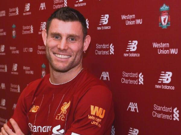 包含利物浦客场轻取沃特福德，追赶领头羊的词条