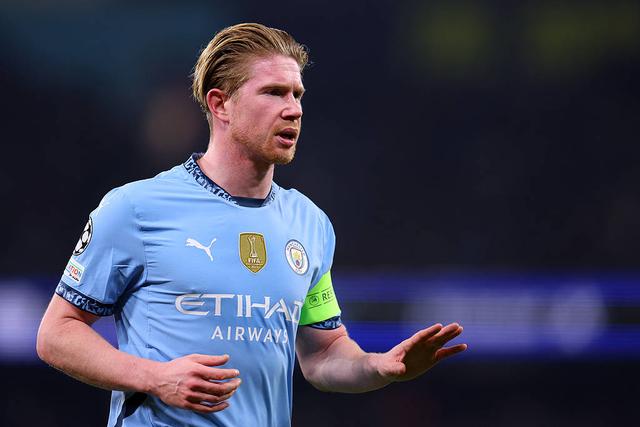 包含德布劳内迎来十赛季高光表现，FPX球迷沸腾！的词条